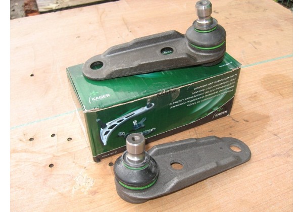 Шарова опора Renault 19 5, Super 5, Rapid ,9 ,11, 21, Megane, Clio, Clio 2, Kangoo, Scenic, Twingo, 7701469464